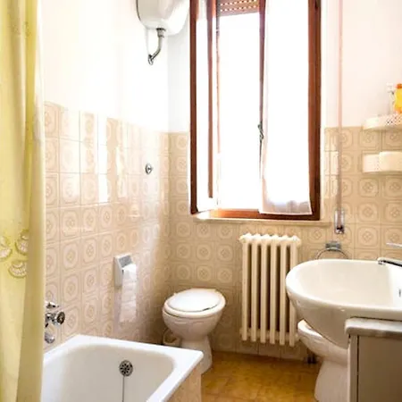 With 2 Bedrooms In With Balcony And Wifi 18 Km From The Beach * Monte San Pietrangeli