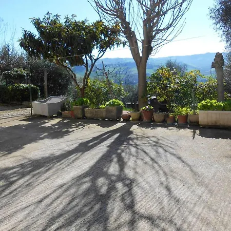 With 2 Bedrooms In With Balcony And Wifi 18 Km From The Beach Apartamento