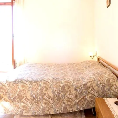With 2 Bedrooms In With Balcony And Wifi 18 Km From The Beach * Monte San Pietrangeli