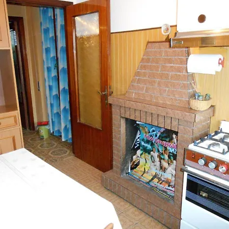 Apartamento With 2 Bedrooms In With Balcony And Wifi 18 Km From The Beach